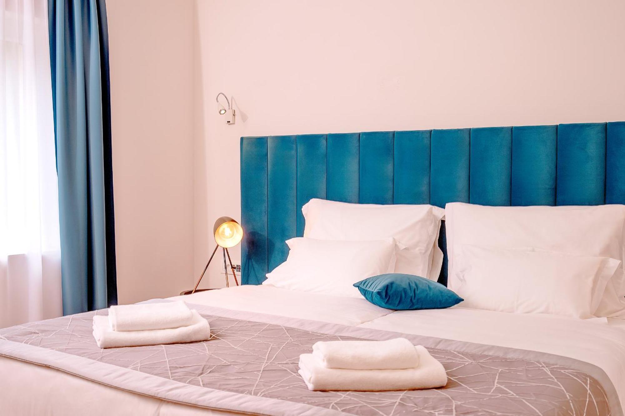 Hotel Sol Бол Екстер'єр фото