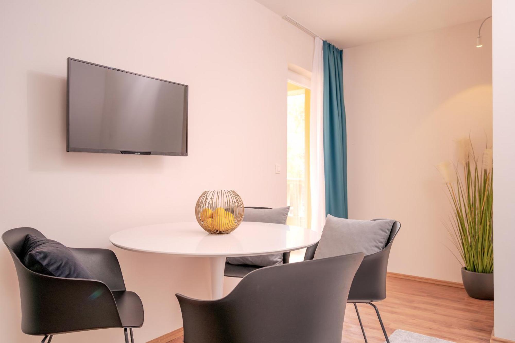 Hotel Sol Бол Екстер'єр фото